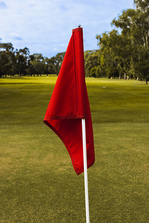 Red Golf Flag at Kialla Golf